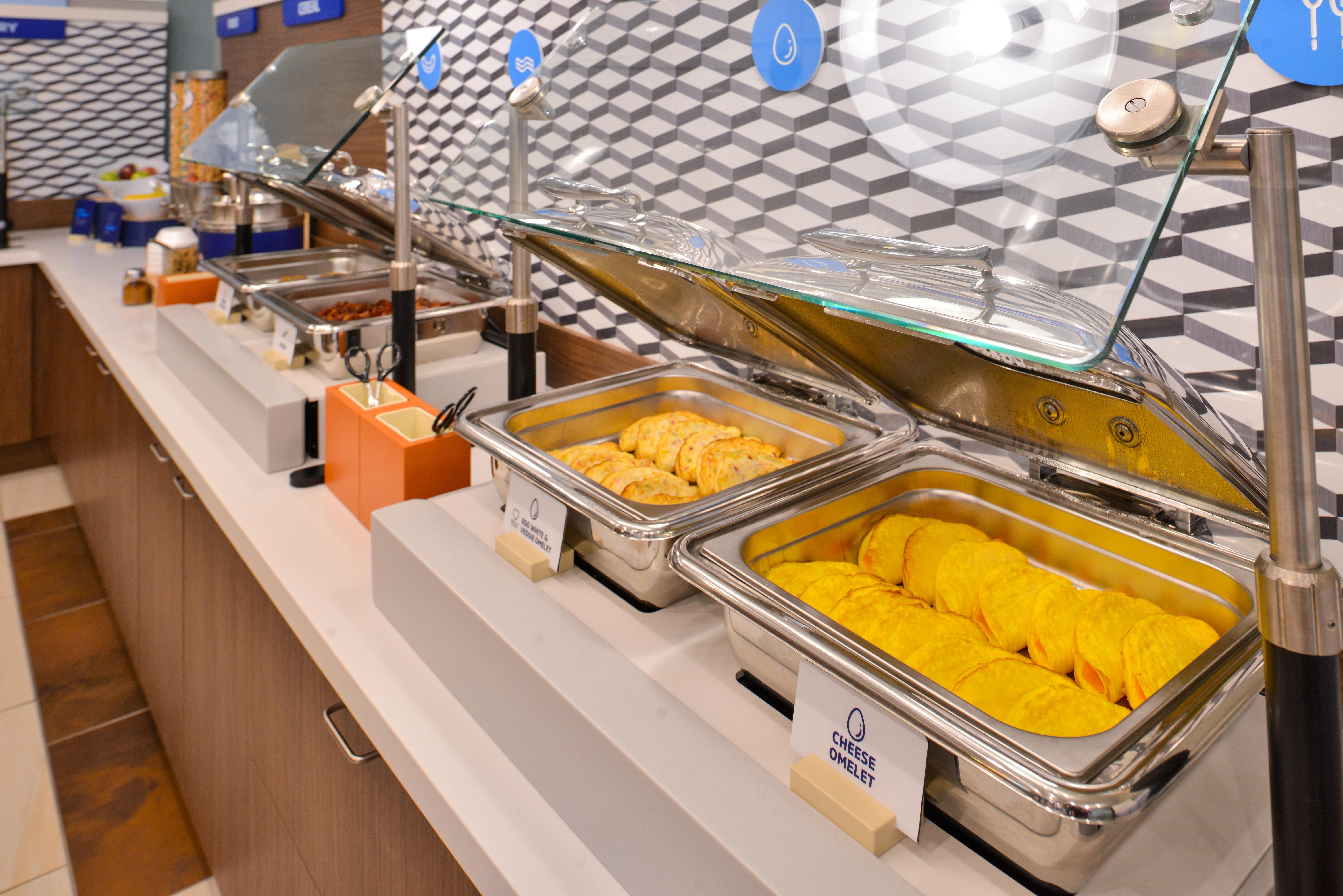 Holiday Inn Express & Suites - Detroit North - Roseville By Ihg Zewnętrze zdjęcie