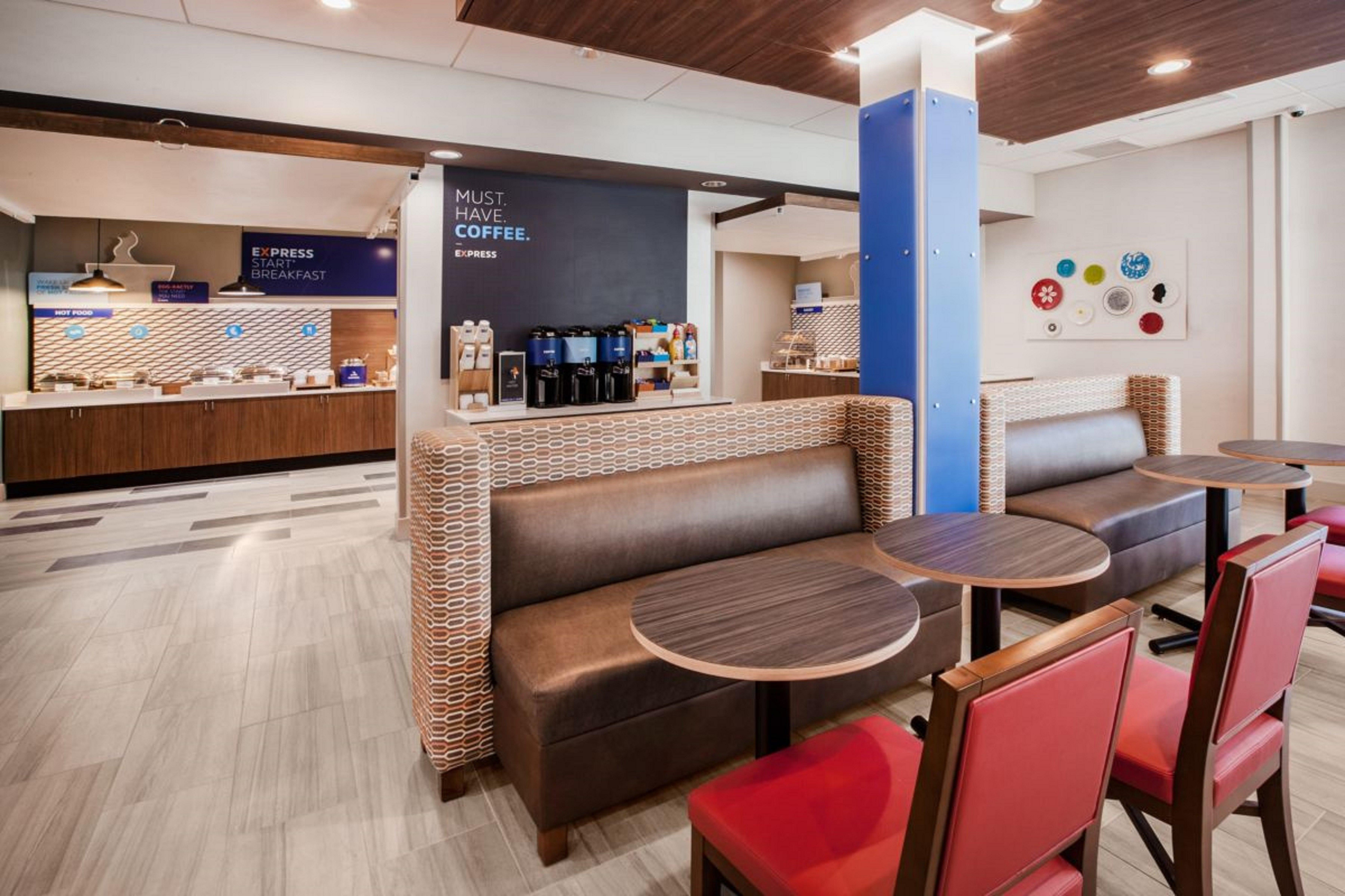 Holiday Inn Express & Suites - Detroit North - Roseville By Ihg Zewnętrze zdjęcie